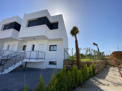 Casa de arquitectura moderna Casas en venta en Málaga Provincia. Comprar y  vender casas | Milanuncios