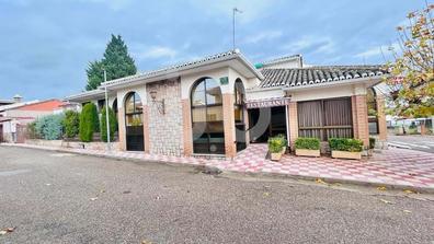 Casas en venta en La Puebla de Montalban. Comprar y vender casas |  Milanuncios